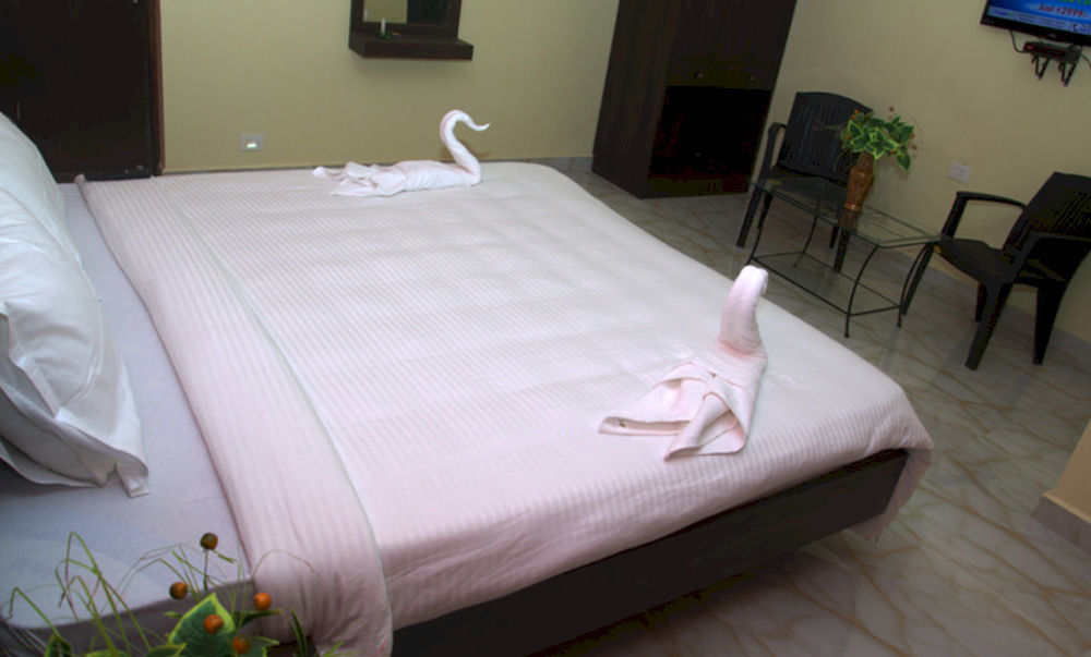 Rbr Suites Calangute Exterior foto
